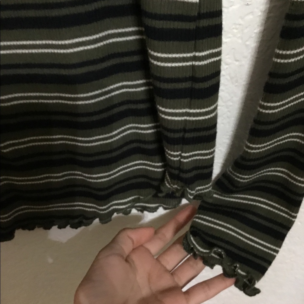 Striped sweater - Picture 2 of 3